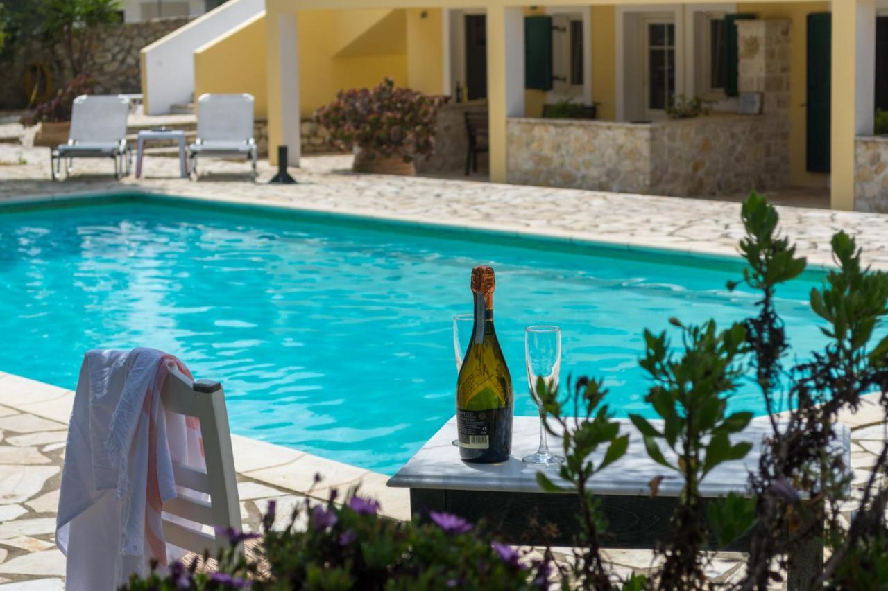 Villa Elaia Suites & Apartments No.6 Gaios Extérieur photo